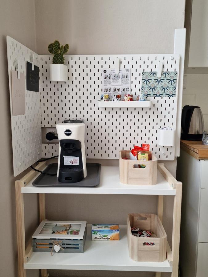 Voi Da Noi Intero Appartamento Con Parcheggio Privato Torno Exterior foto